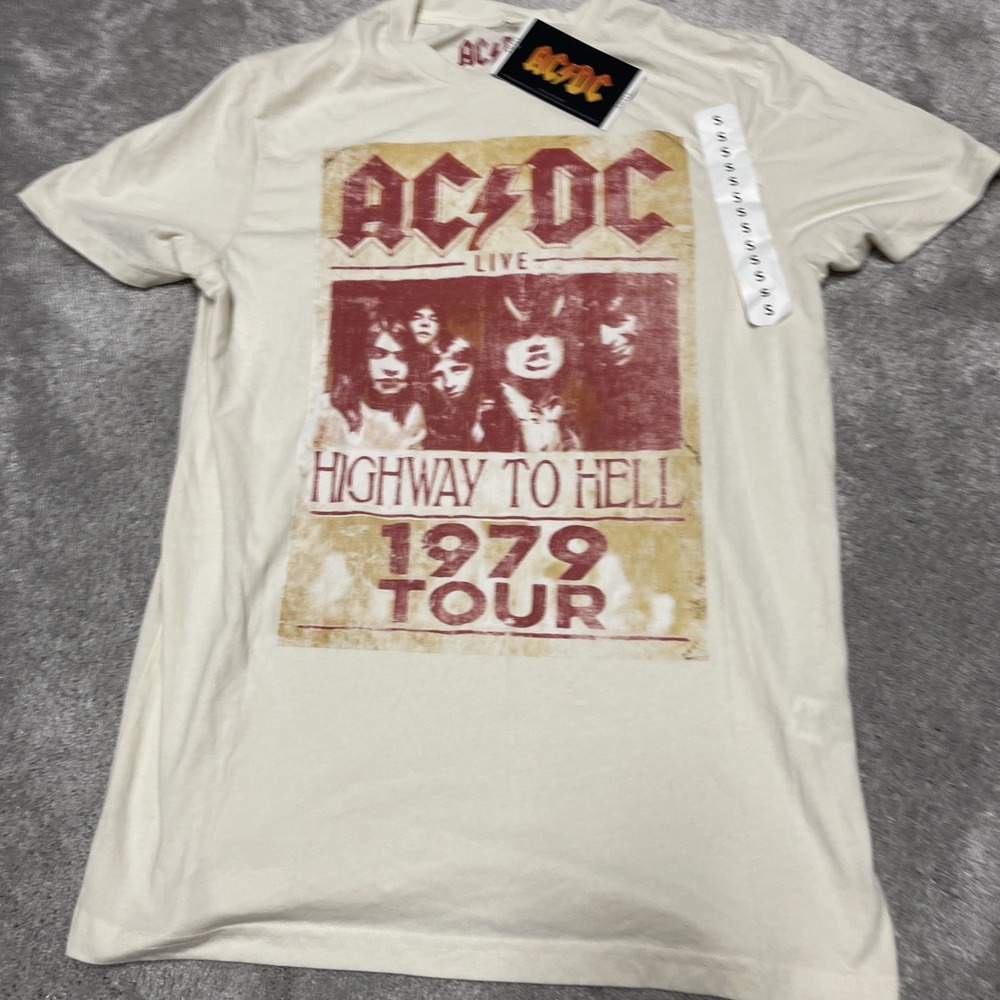 ACDD T shirt vintage Small (New)